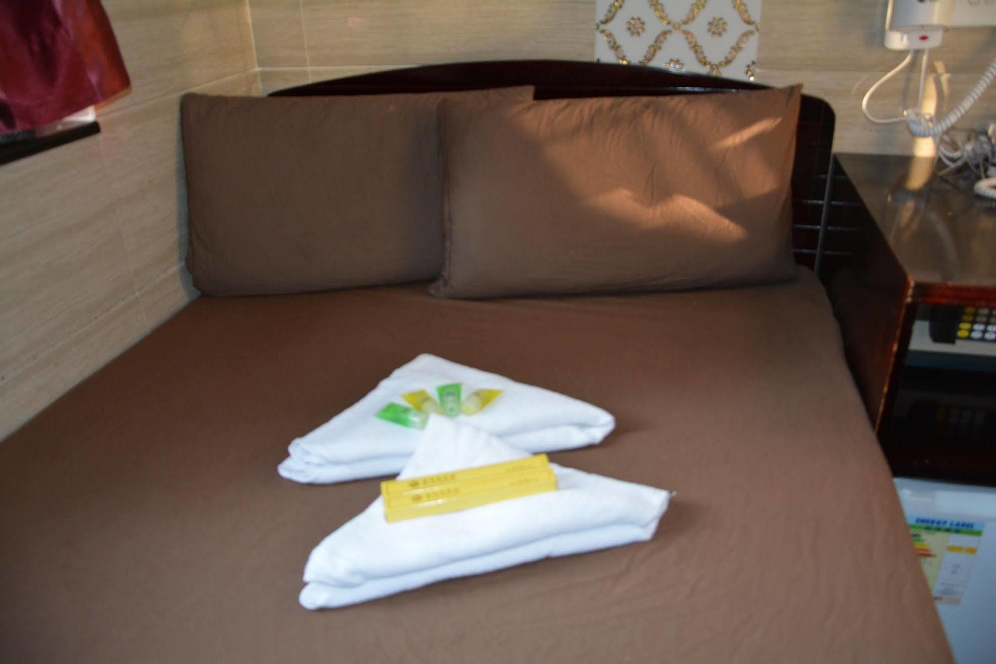 Everest Base Camp Hostel Hong Kong Exterior photo